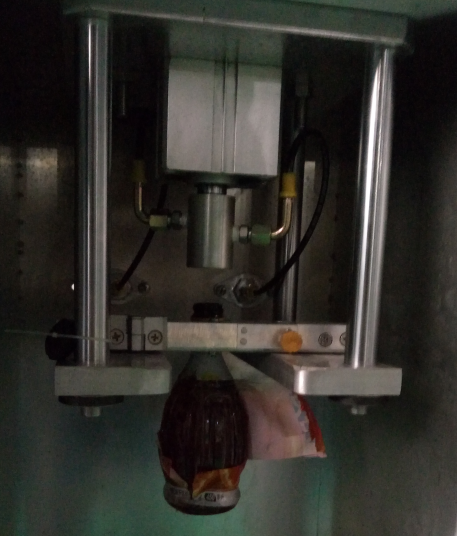 塑料瓶爆破压力检测台